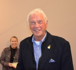 Karl-Heinz Krusen wurde für 60 Jahre Mitgliedschaft geehrt.