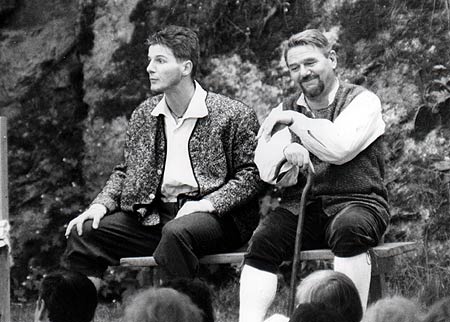 1991 - Der zerbrochene Krug
Ruprecht (Uwe Hangen) im Streit mit seinem Vater Veit Tümpel (Knut Schneider)