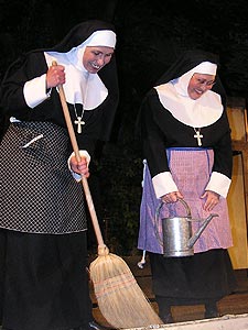2004 - 'Sister Act'